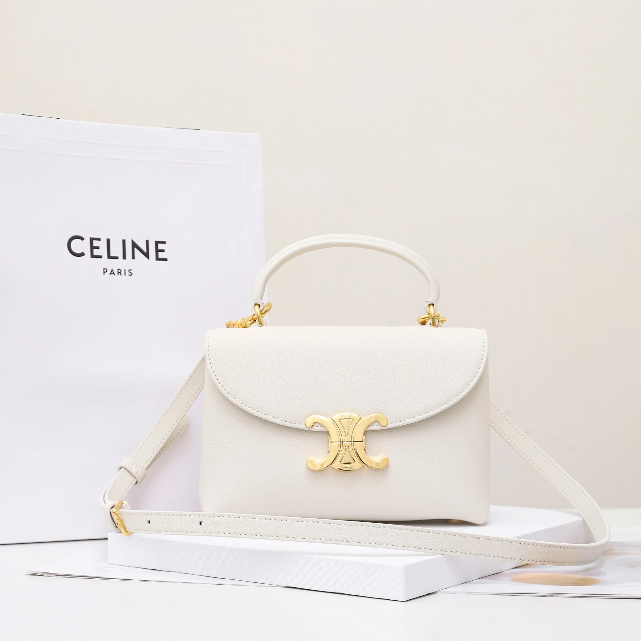 MOMO-- 358i95 118113FYJ.00WC high quality version cowhide item:D-B184I2103